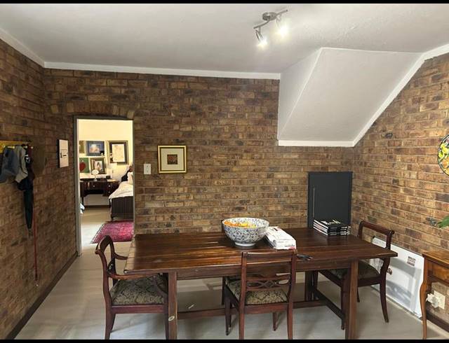 3 BEDROOM PROPERTY TO RENT IN MENLO PARK